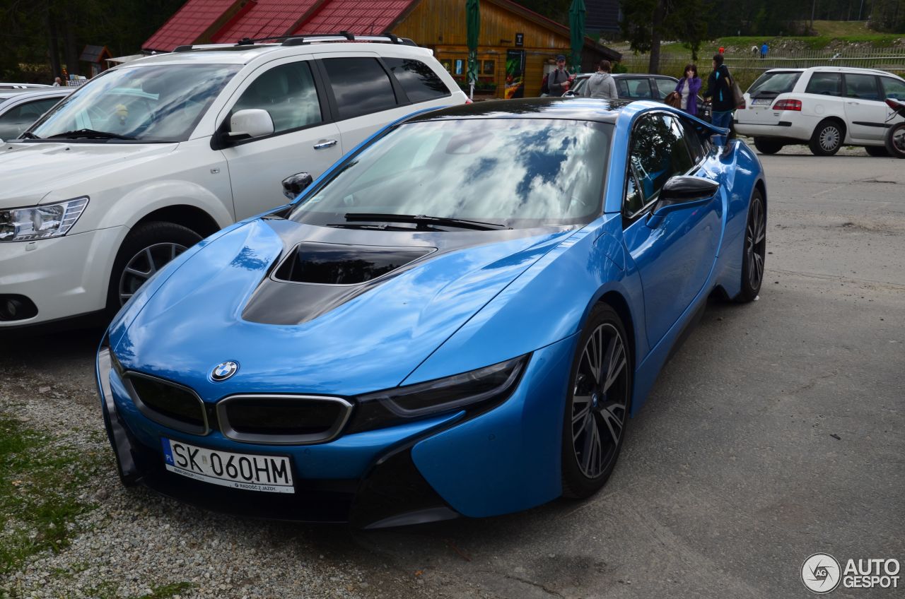 BMW i8