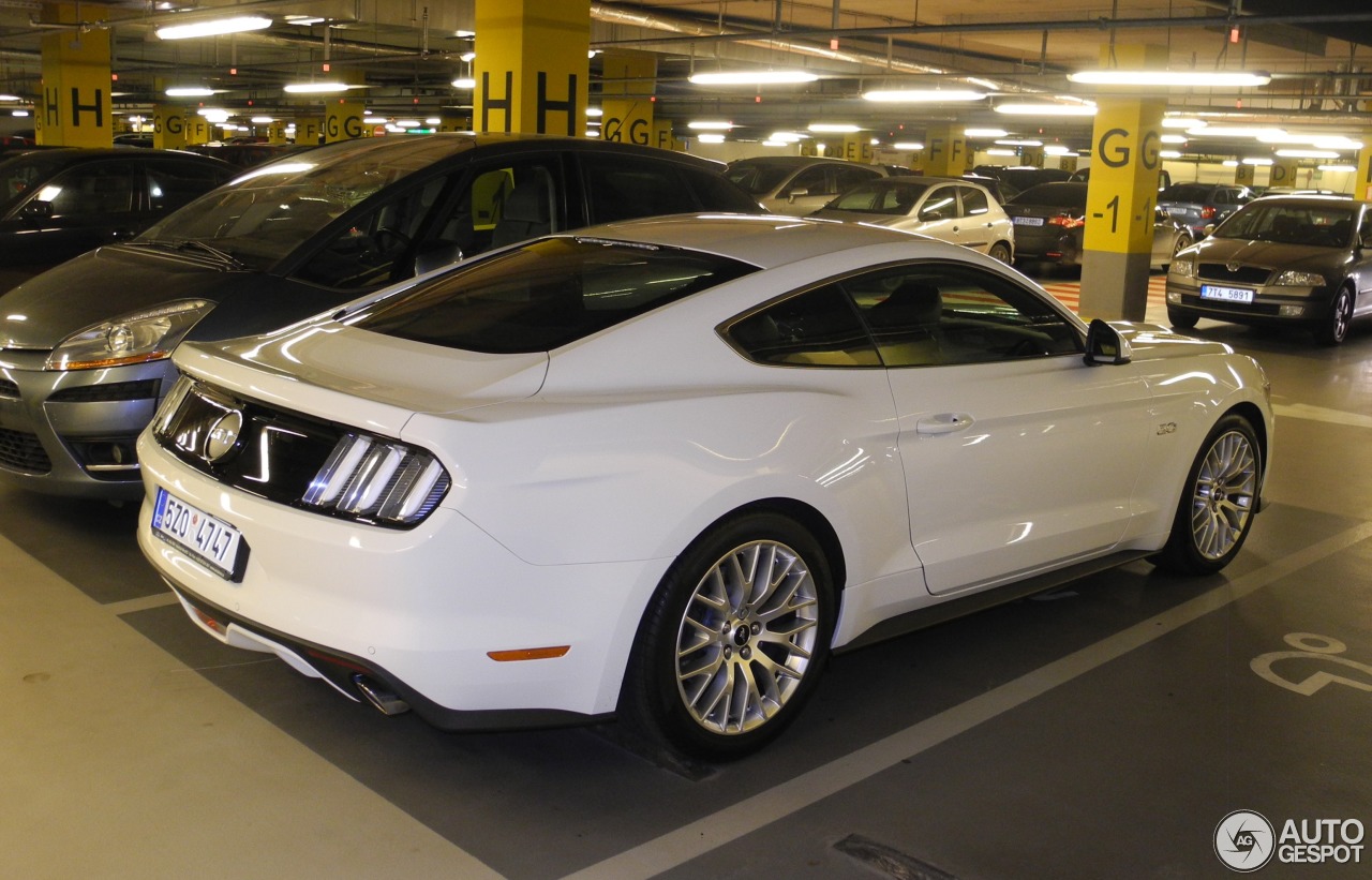 Ford Mustang GT 2015