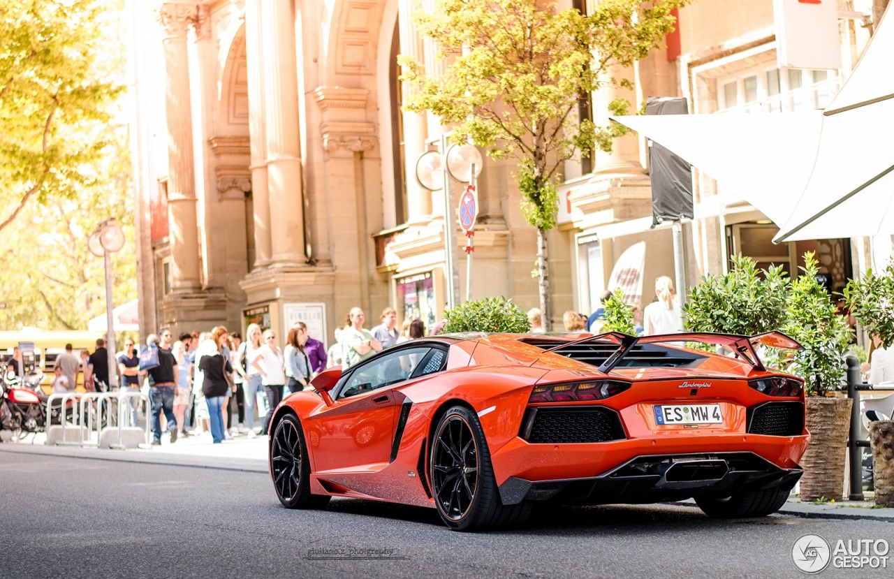 Lamborghini Aventador LP700-4