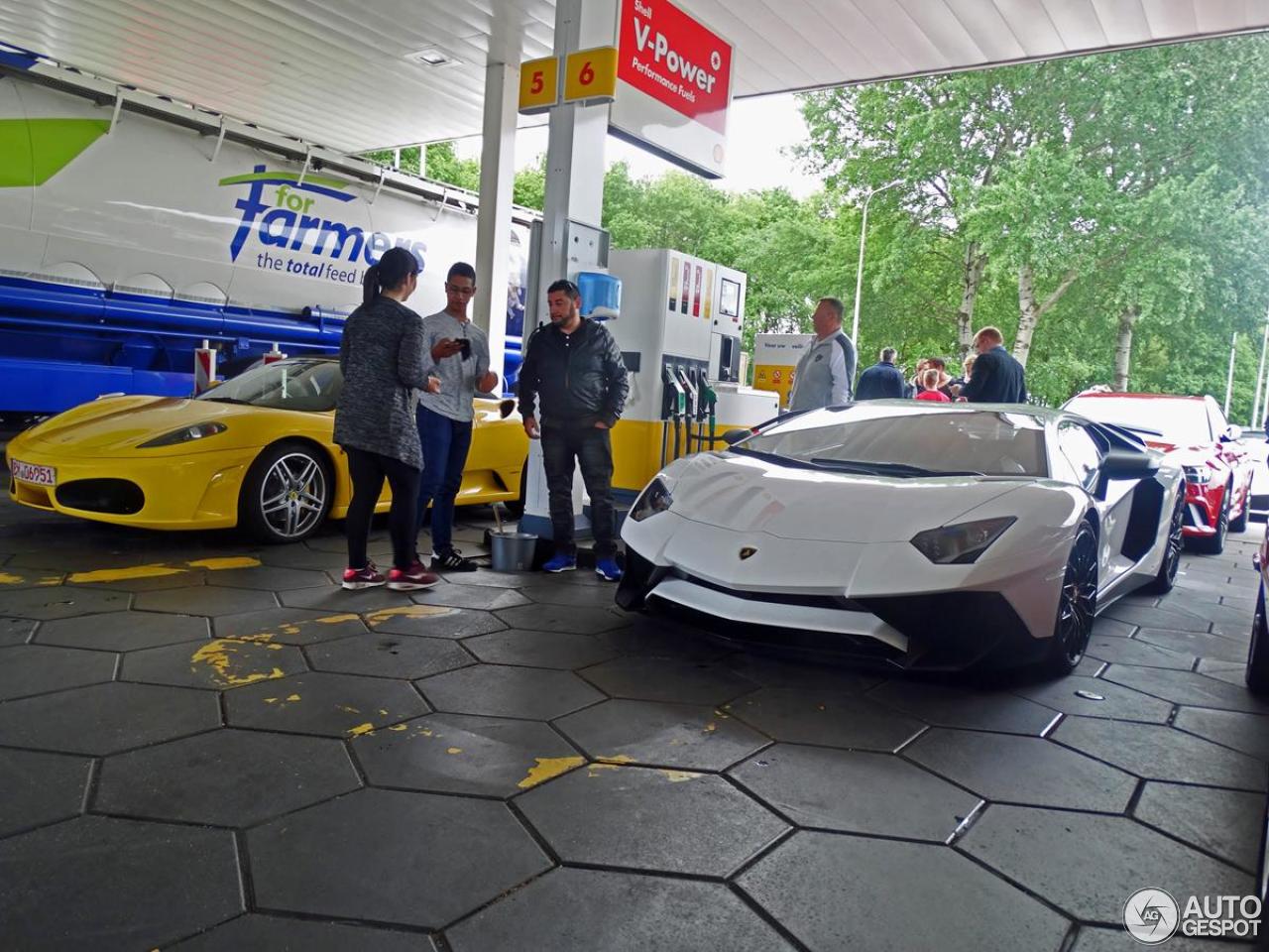 Lamborghini Aventador LP750-4 SuperVeloce