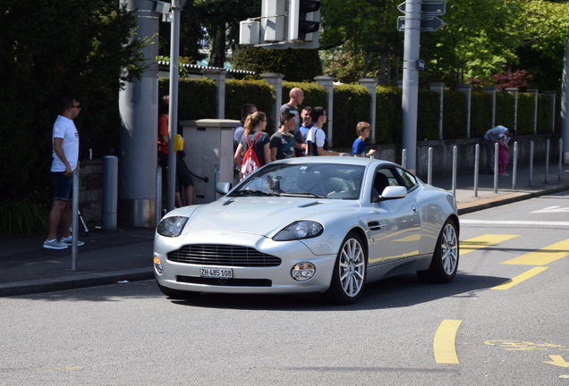 Aston Martin Vanquish S