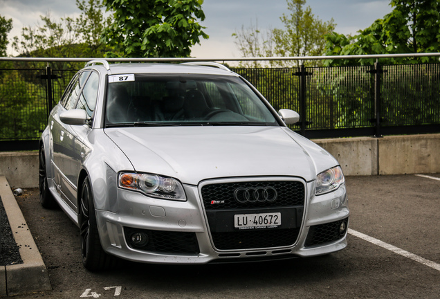 Audi RS4 Avant B7