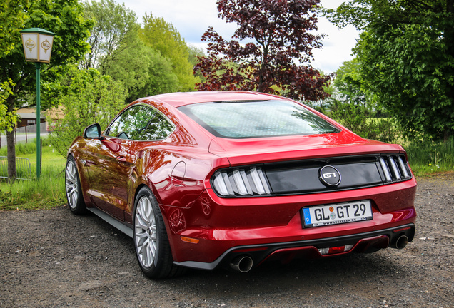 Ford Mustang GT 2015