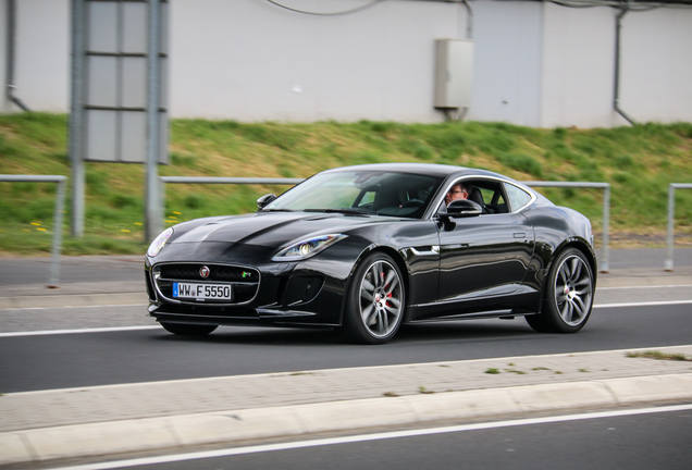 Jaguar F-TYPE R Coupé