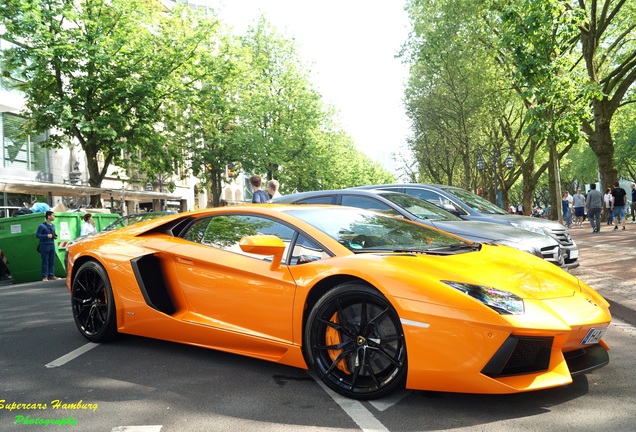 Lamborghini Aventador LP700-4