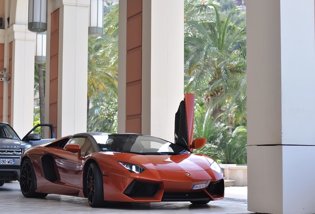 Lamborghini Aventador LP700-4 Roadster