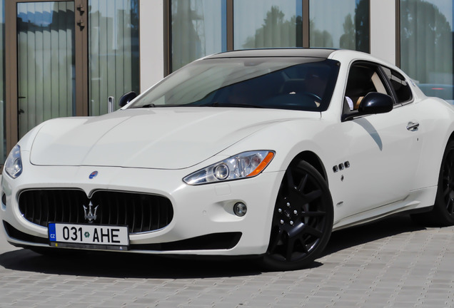 Maserati GranTurismo S Automatic