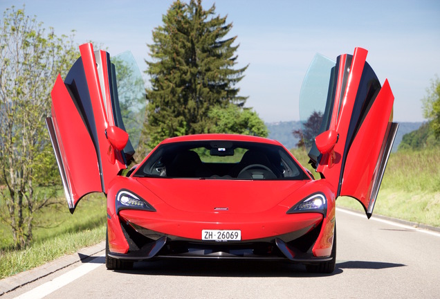 McLaren 570S