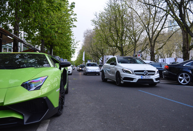 Mercedes-Benz A 45 AMG