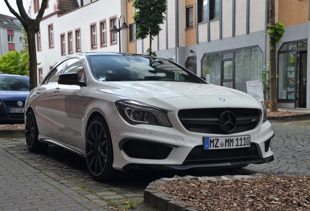 Mercedes-Benz CLA 45 AMG C117