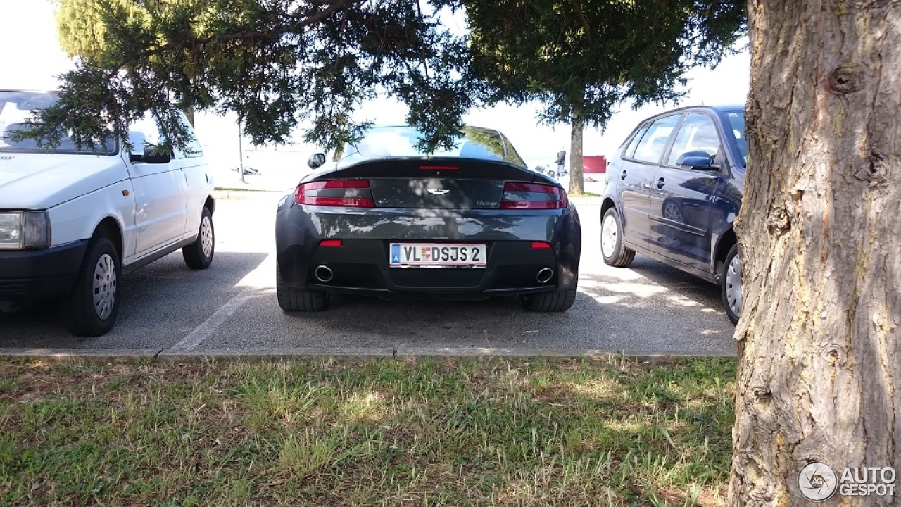 Aston Martin V8 Vantage