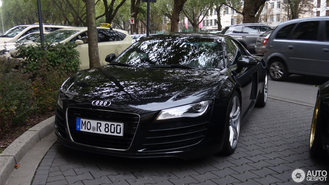 Audi R8