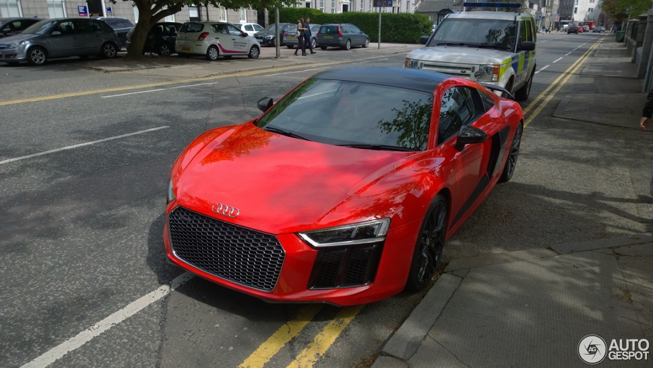 Audi R8 V10 Plus 2015