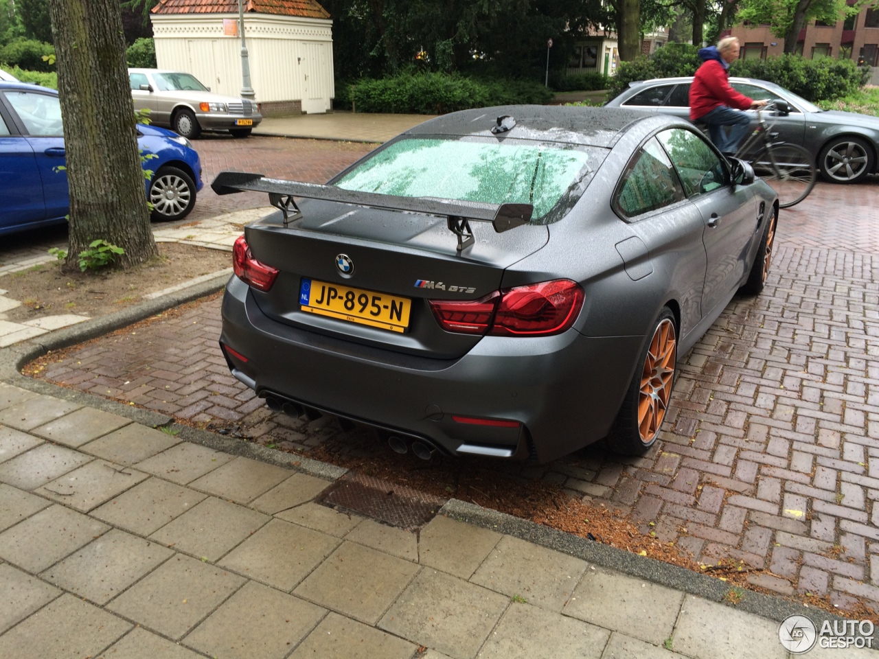 BMW M4 GTS