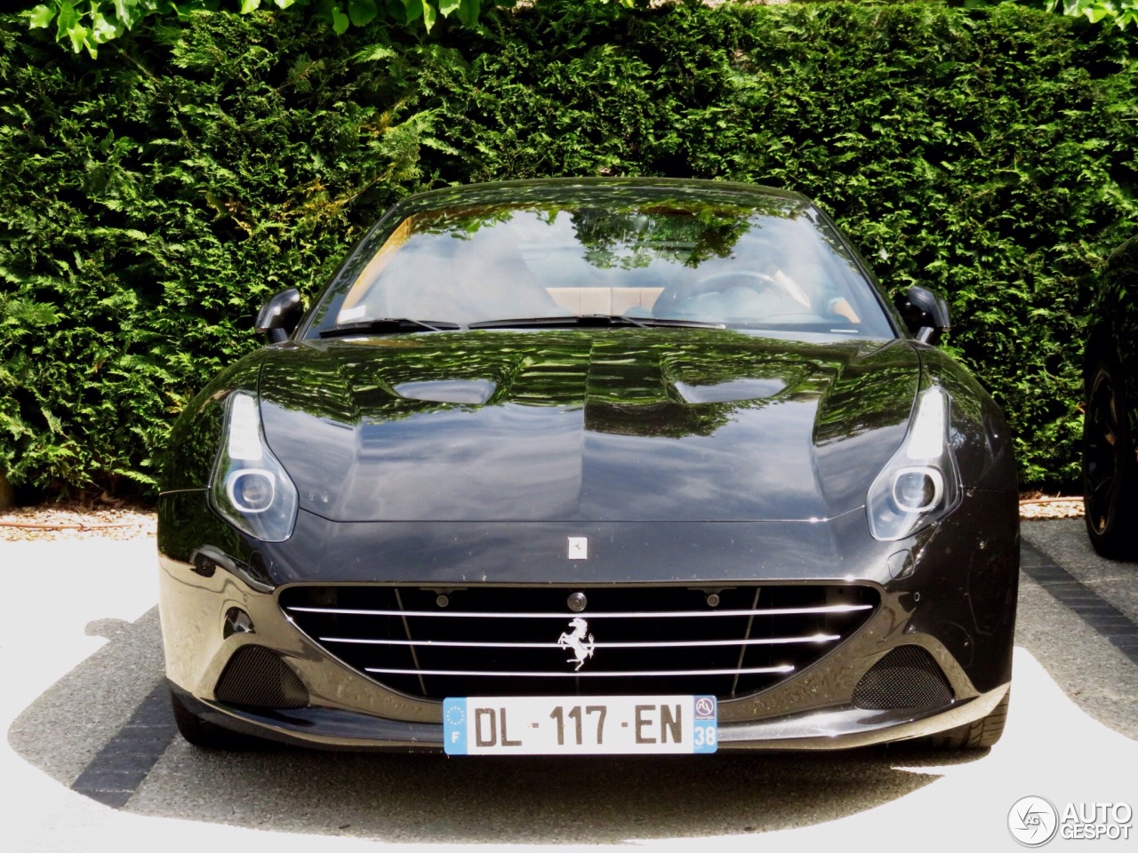 Ferrari California T