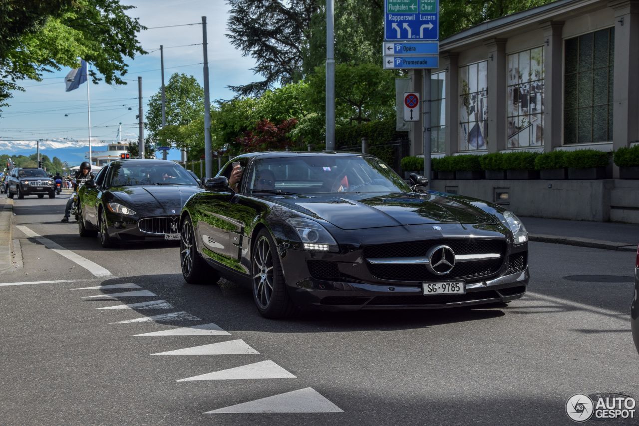 Mercedes-Benz SLS AMG