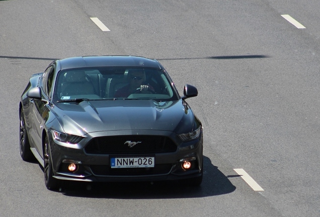 Ford Mustang GT 2015