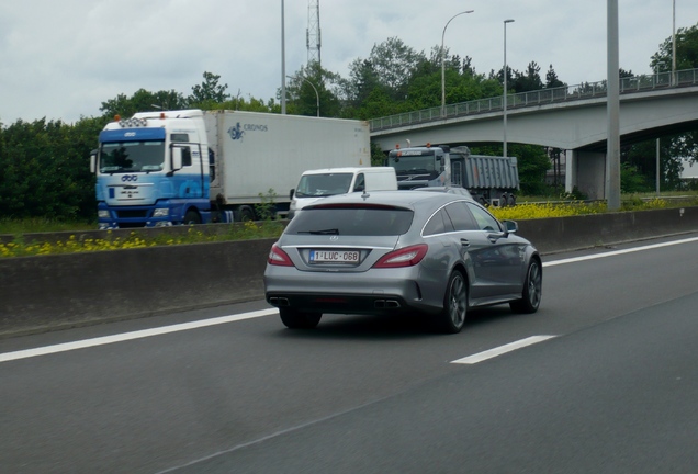 Mercedes-Benz CLS 63 AMG X218 Shooting Brake 2015