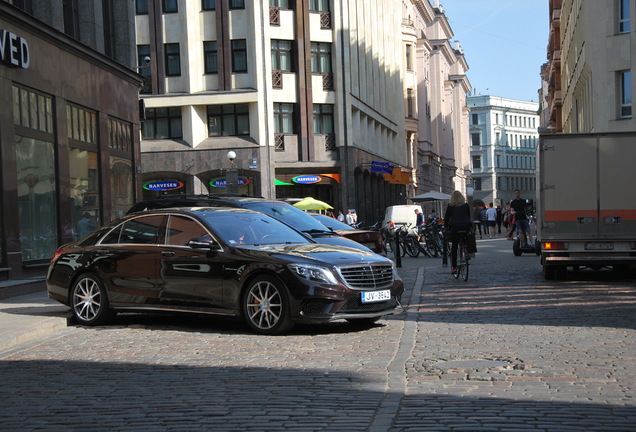 Mercedes-Benz S 63 AMG V222