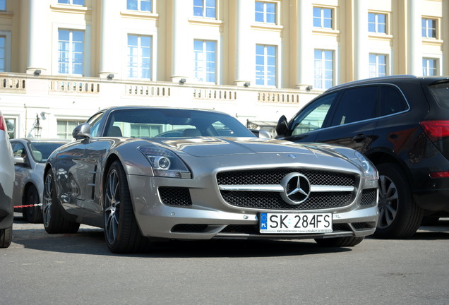 Mercedes-Benz SLS AMG