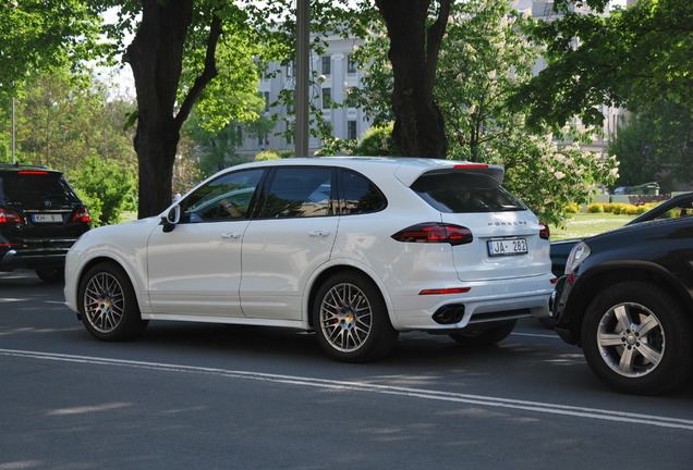 Porsche 958 Cayenne GTS MkII