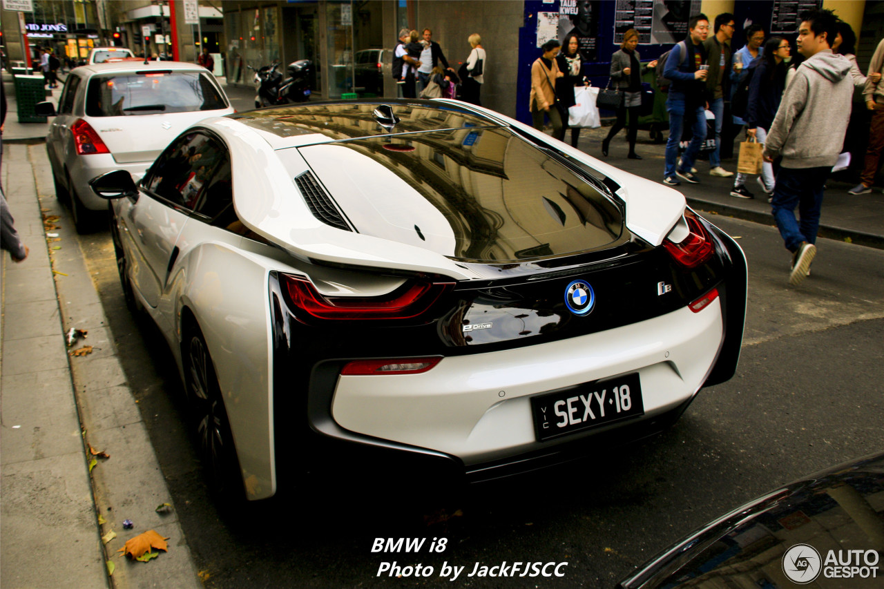 BMW i8