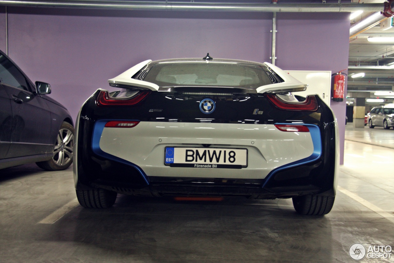 BMW i8