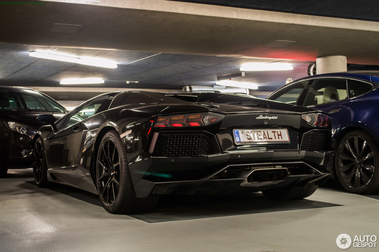 Lamborghini Aventador LP700-4 Roadster