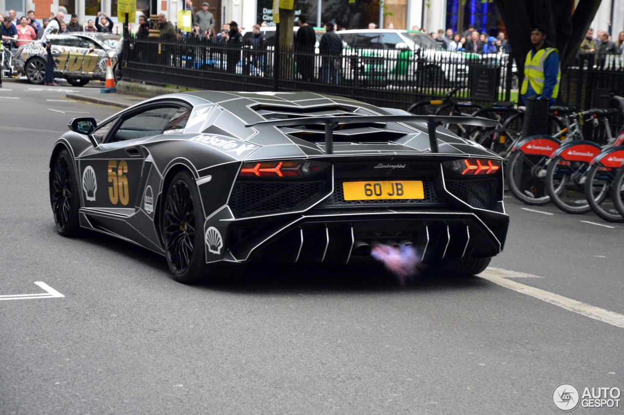 Lamborghini Aventador LP750-4 SuperVeloce