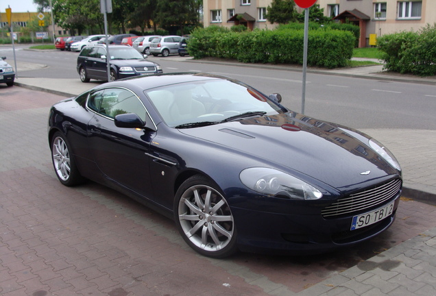 Aston Martin DB9