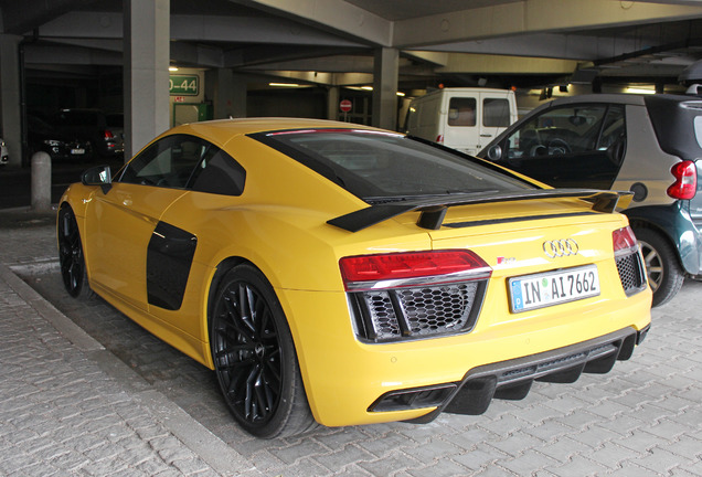 Audi R8 V10 Plus 2015