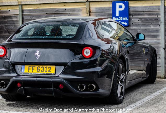 Ferrari FF