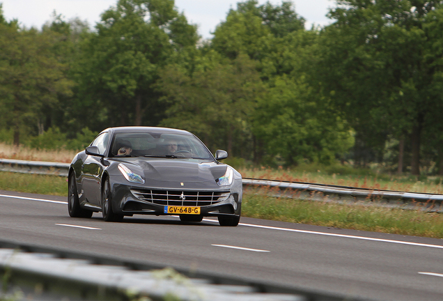 Ferrari FF