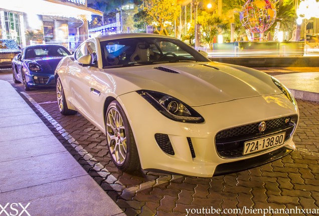 Jaguar F-TYPE S Coupé