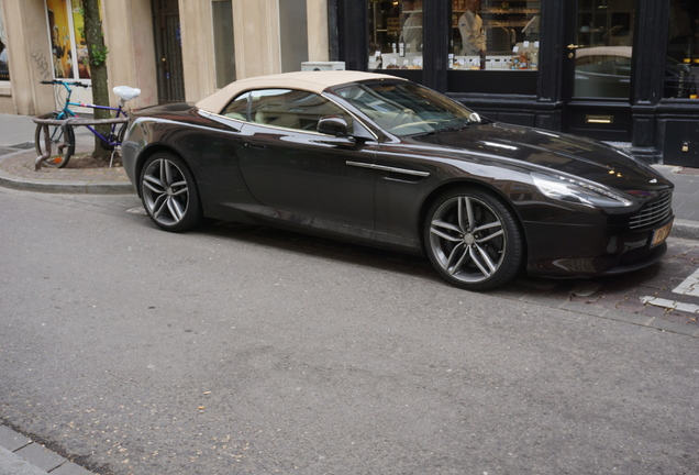 Aston Martin Virage Volante 2011