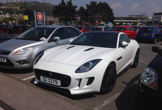 Jaguar F-TYPE S Coupé