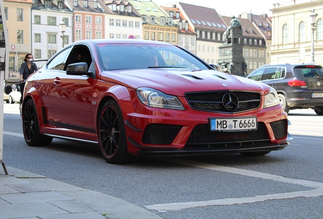 Mercedes-Benz C 63 AMG Coupé Black Series