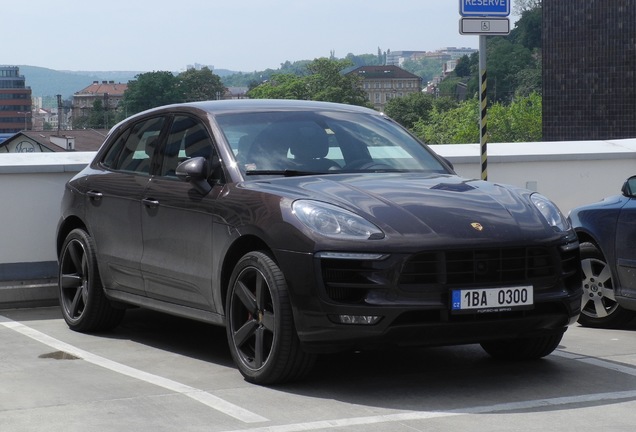 Porsche 95B Macan Turbo