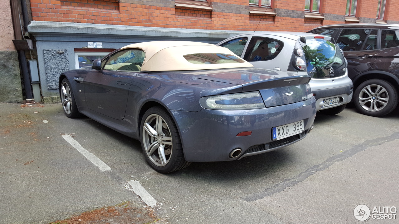 Aston Martin V8 Vantage Roadster