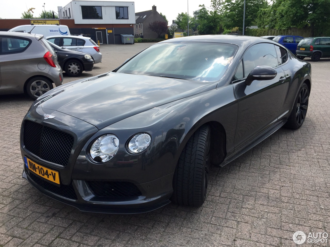 Bentley Continental GT V8