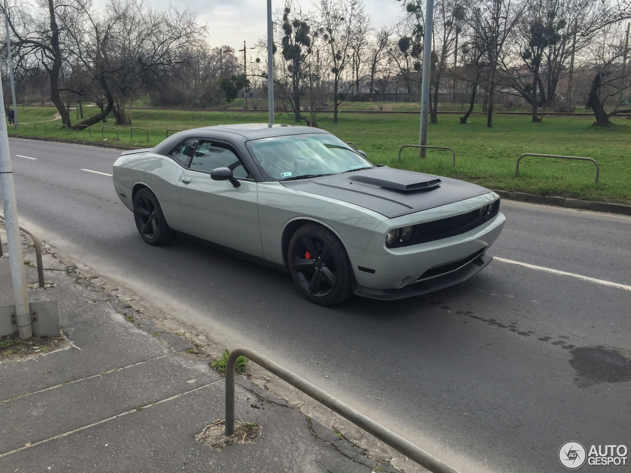 Dodge Challenger SRT-8 392