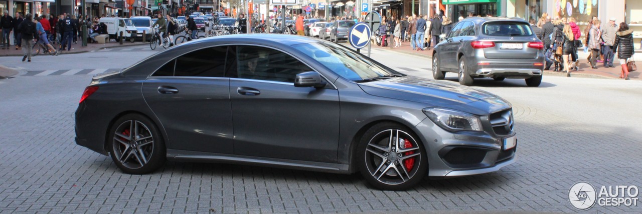 Mercedes-Benz CLA 45 AMG C117