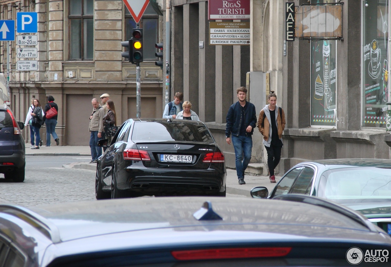 Mercedes-Benz E 63 AMG S W212