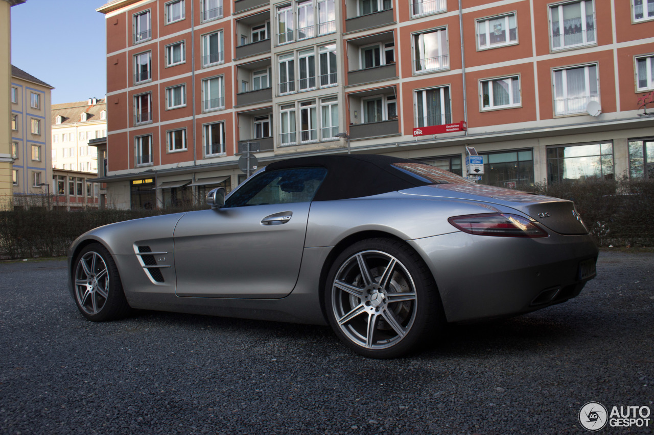 Mercedes-Benz SLS AMG Roadster