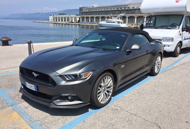 Ford Mustang GT Convertible 2015