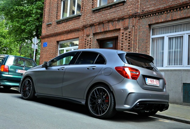 Mercedes-AMG A 45 W176 2015