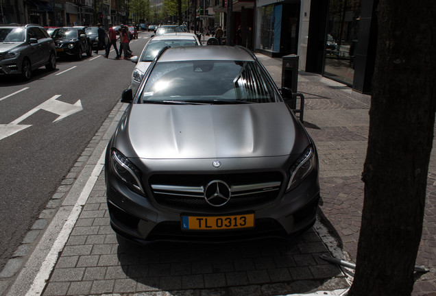 Mercedes-AMG GLA 45 X156