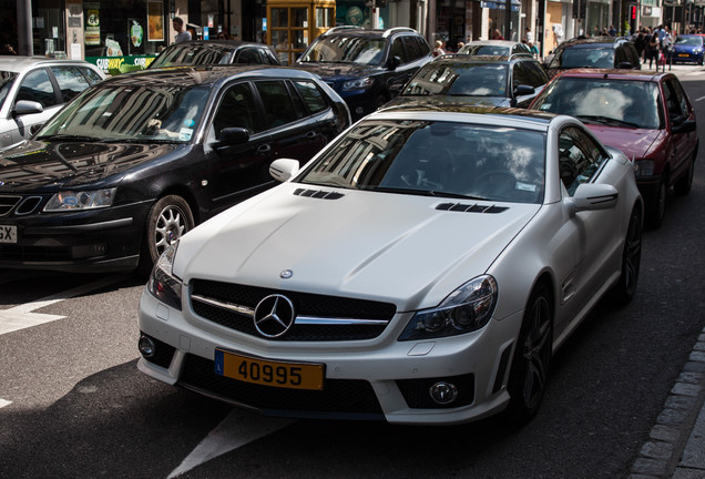 Mercedes-Benz SL 63 AMG Edition IWC