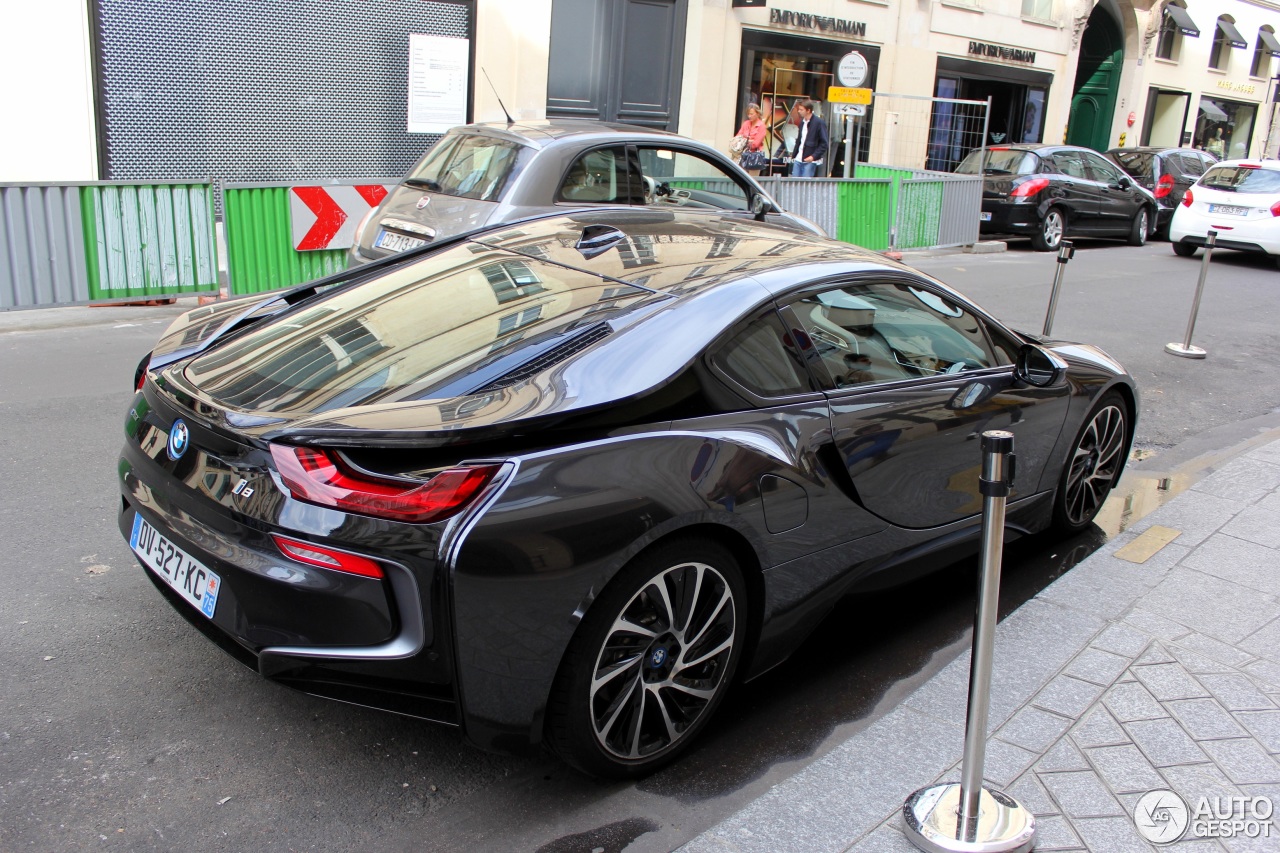 BMW i8