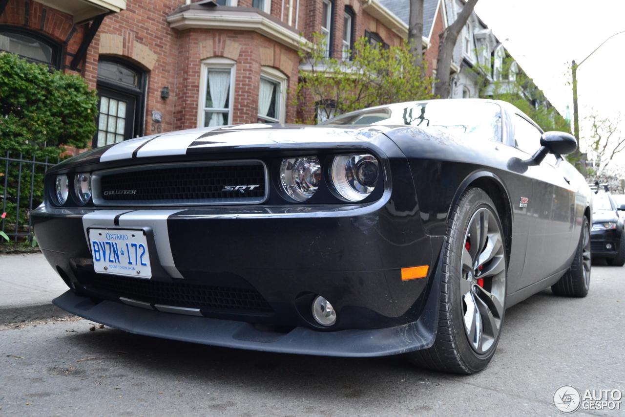 Dodge Challenger SRT-8 392